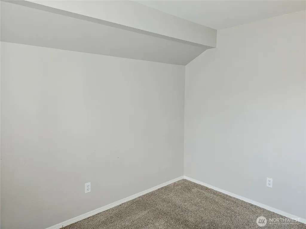 18221 SE 260th Place Covington WA 98042