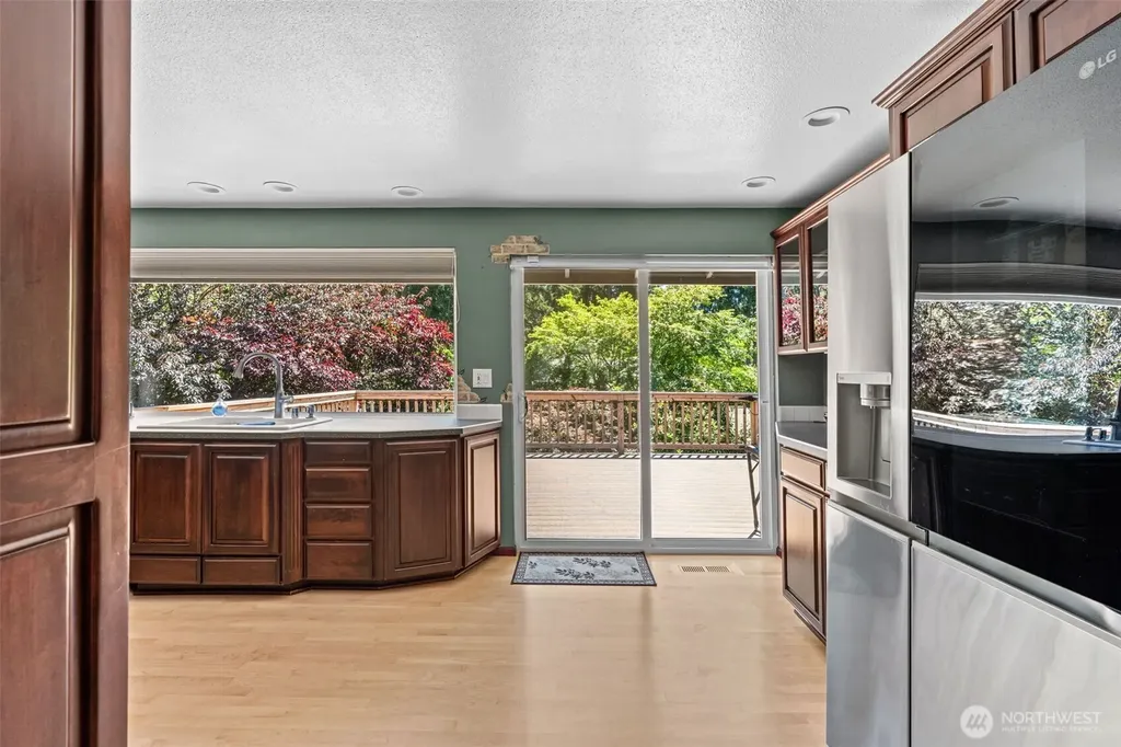8710 61st Street W University Place WA 98467