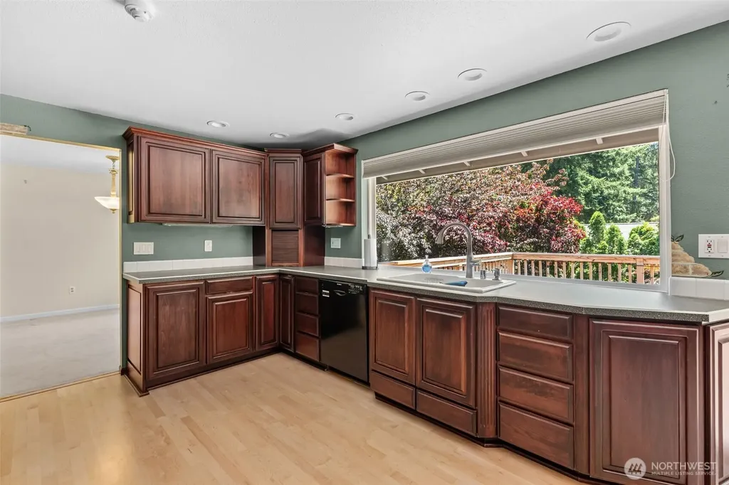8710 61st Street W University Place WA 98467