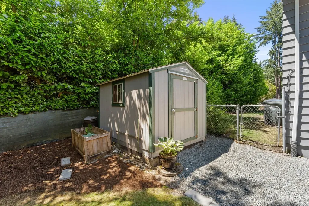 8710 61st Street W University Place WA 98467