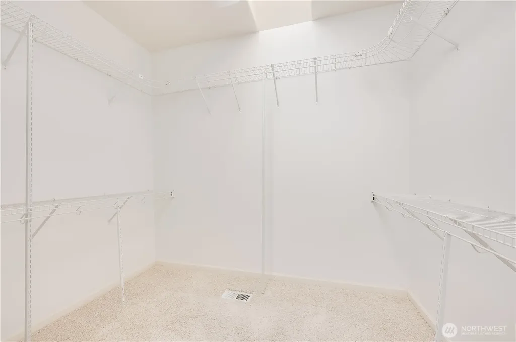 17340 Maple Lane La Conner WA 98257