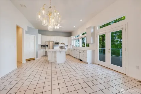 17340 Maple Lane La Conner WA 98257