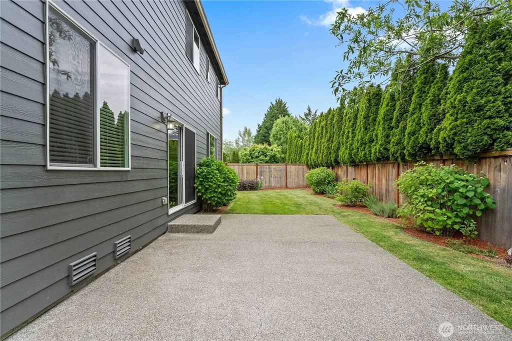 22618 SE 280th Place Maple Valley WA 98038