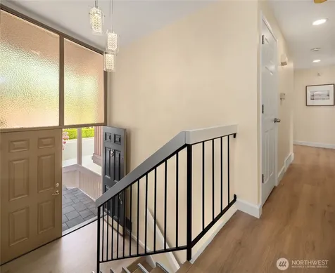 15015 SE 46th Place Bellevue WA 98006