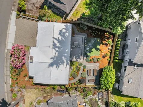 15015 SE 46th Place Bellevue WA 98006