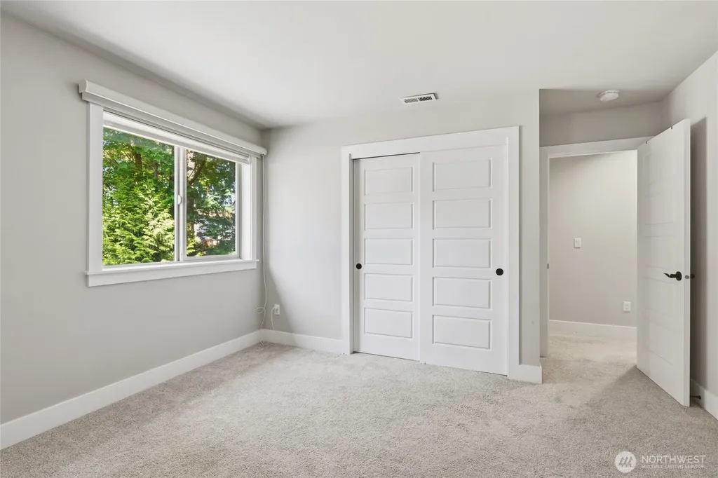 12048 SE May Creek Park Drive Newcastle WA 98056