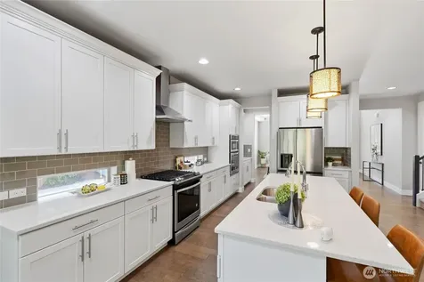 12048 SE May Creek Park Drive Newcastle WA 98056