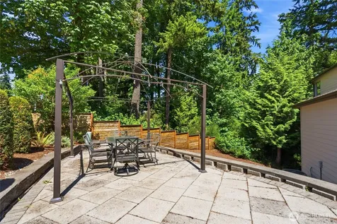 12048 SE May Creek Park Drive Newcastle WA 98056