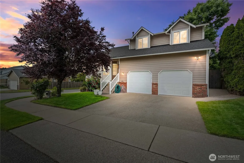 8627 136th Street E Puyallup WA 98373