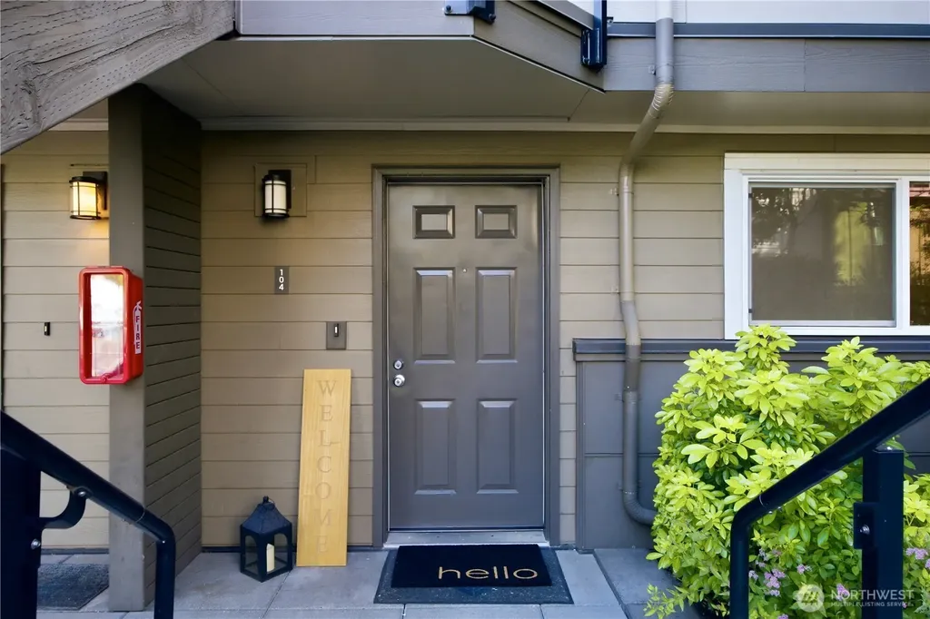 15829 NE Leary Way Redmond WA 98052