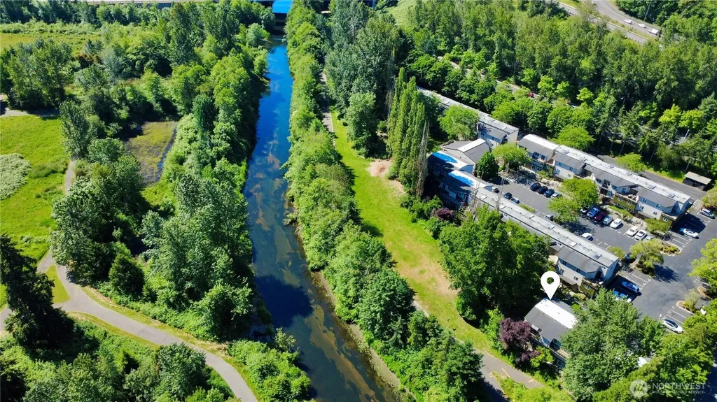 15829 NE Leary Way Redmond WA 98052