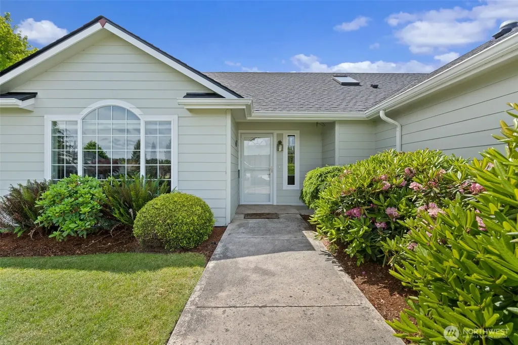 2816 Colonial Drive Centralia WA 98531