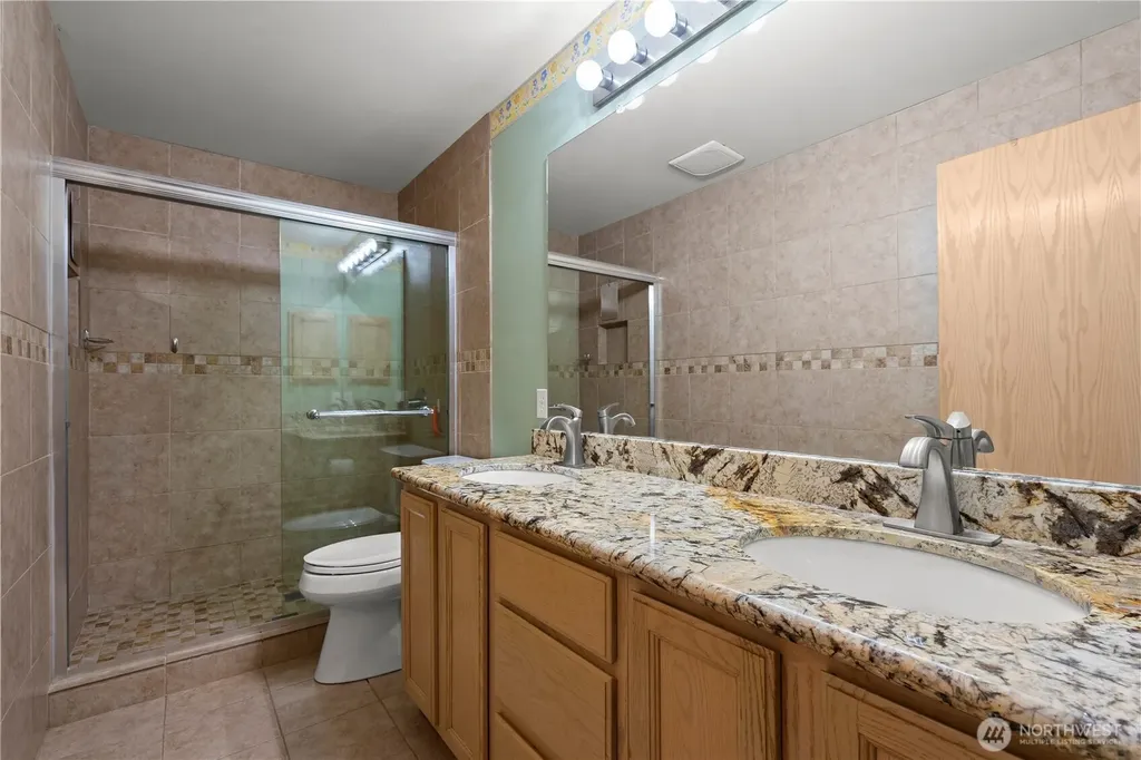 34940 7th Avenue SW Federal Way WA 98023