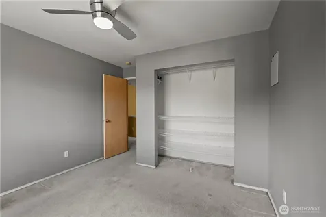 34940 7th Avenue SW Federal Way WA 98023