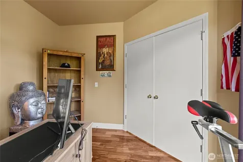 34940 7th Avenue SW Federal Way WA 98023