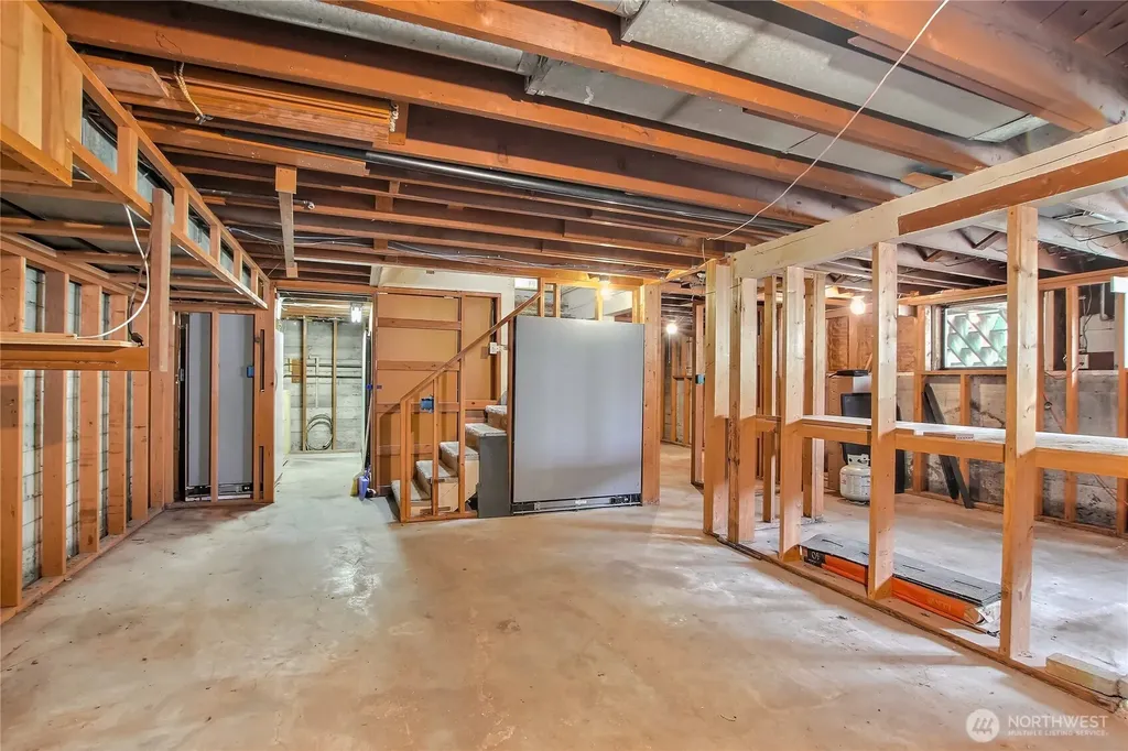 1224 SW 158th Street Burien WA 98166