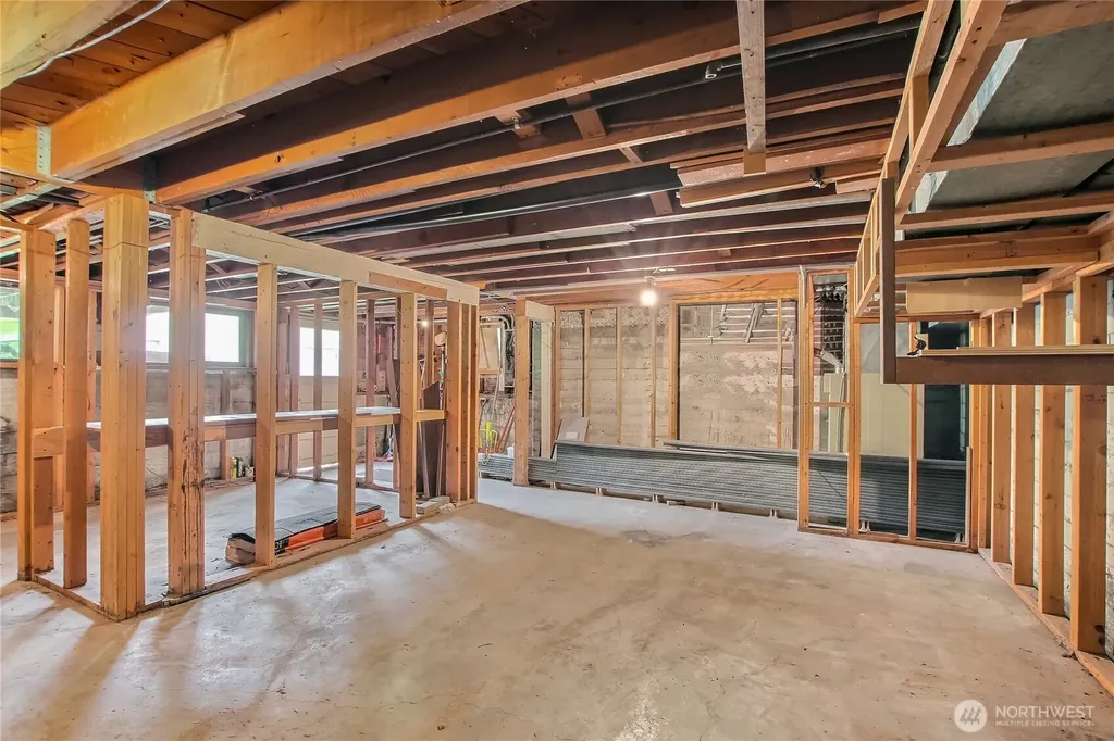 1224 SW 158th Street Burien WA 98166