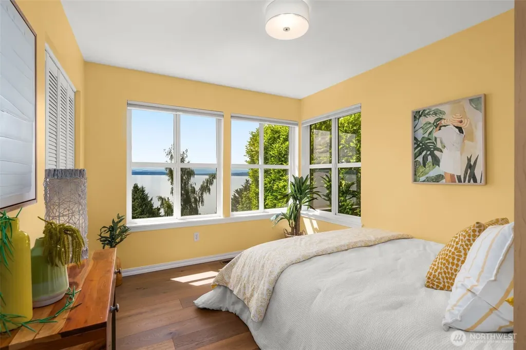 6321 Atlas Place SW Seattle WA 98136