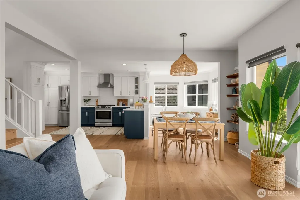 6321 Atlas Place SW Seattle WA 98136