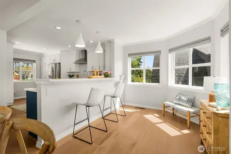6321 Atlas Place SW Seattle WA 98136