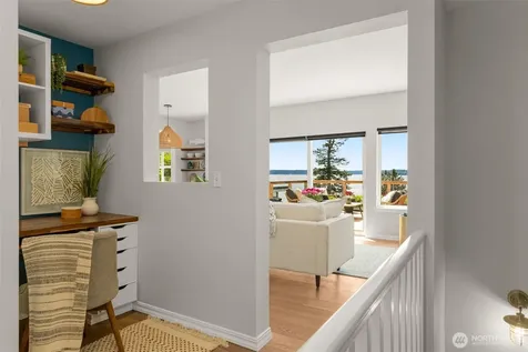 6321 Atlas Place SW Seattle WA 98136