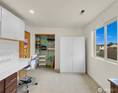 1150 Aaron Drive Lynden WA 98264