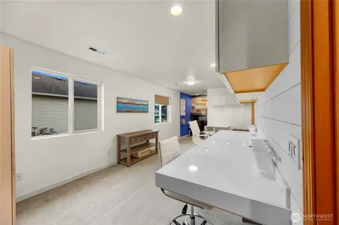 1150 Aaron Drive Lynden WA 98264