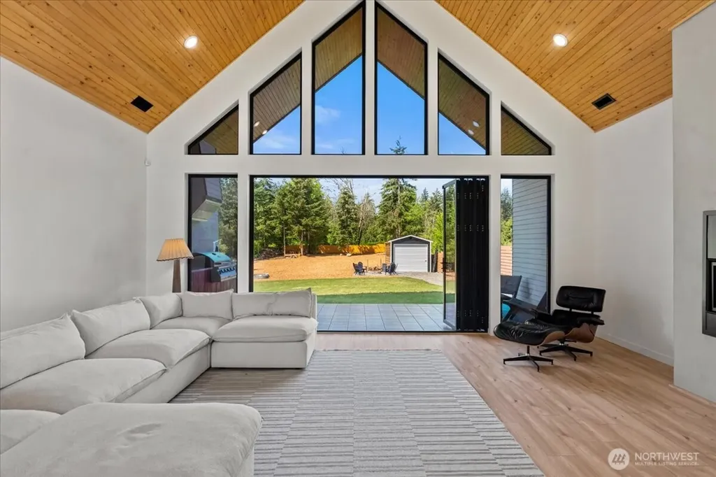 37235 55th Avenue S Auburn WA 98001