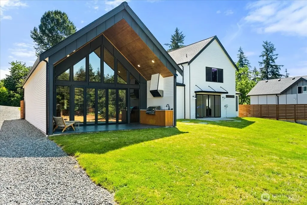 37235 55th Avenue S Auburn WA 98001