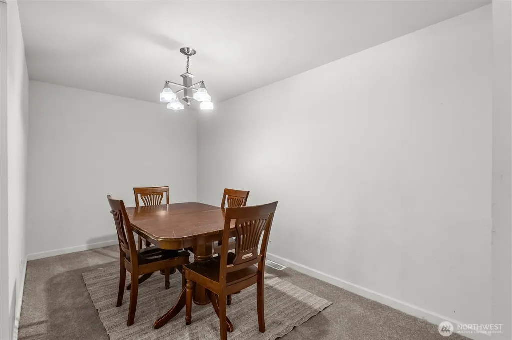 9713 Wright Bliss Rd NW Gig Harbor WA 98329