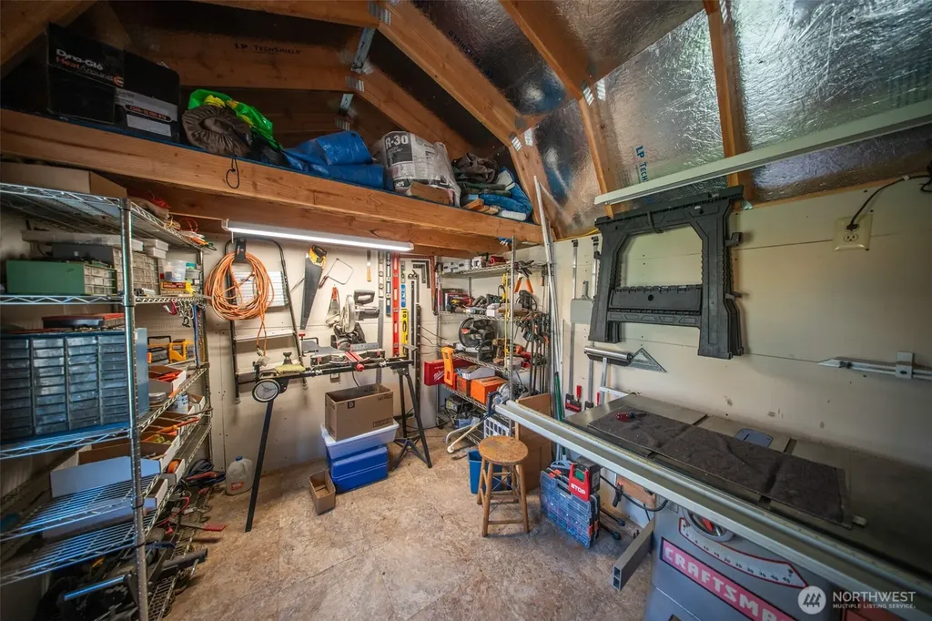 37418 W Lake Walker Drive SE Enumclaw WA 98022