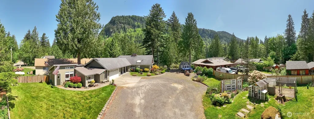 37418 W Lake Walker Drive SE Enumclaw WA 98022