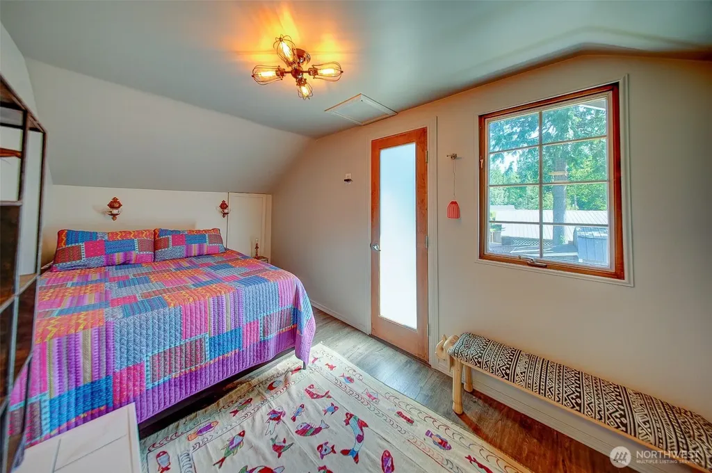 37418 W Lake Walker Drive SE Enumclaw WA 98022