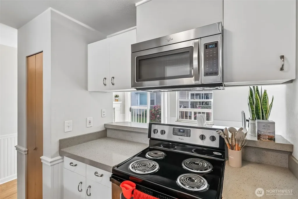 7226 NE 171st Lane Kenmore WA 98028