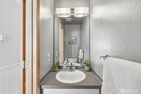 7226 NE 171st Lane Kenmore WA 98028