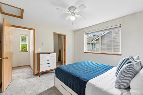 7226 NE 171st Lane Kenmore WA 98028
