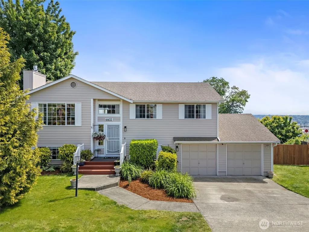 4402 30th Street NE Tacoma WA 98422