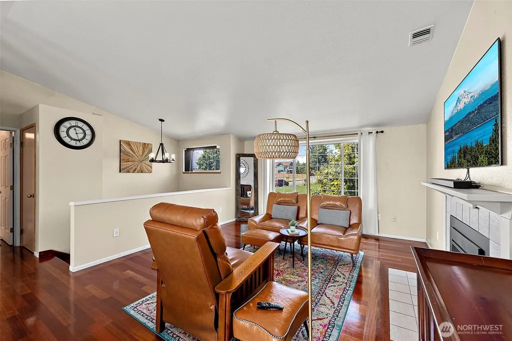 4402 30th Street NE Tacoma WA 98422
