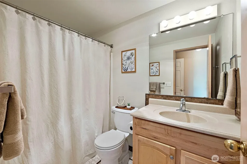 4402 30th Street NE Tacoma WA 98422