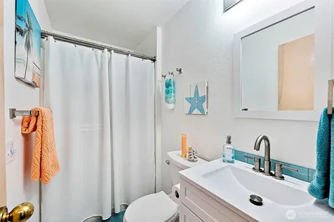 4402 30th Street NE Tacoma WA 98422