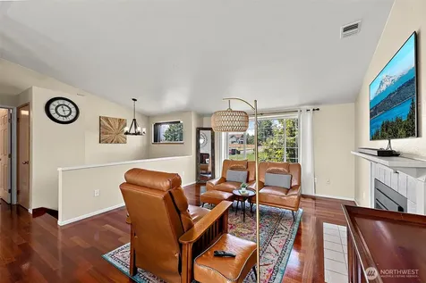 4402 30th Street NE Tacoma WA 98422