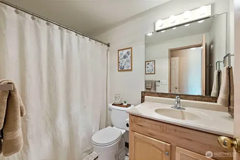 4402 30th Street NE Tacoma WA 98422