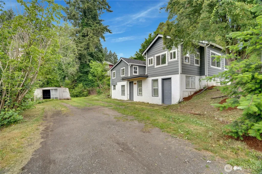 325 N Cambrian Bremerton WA 98312