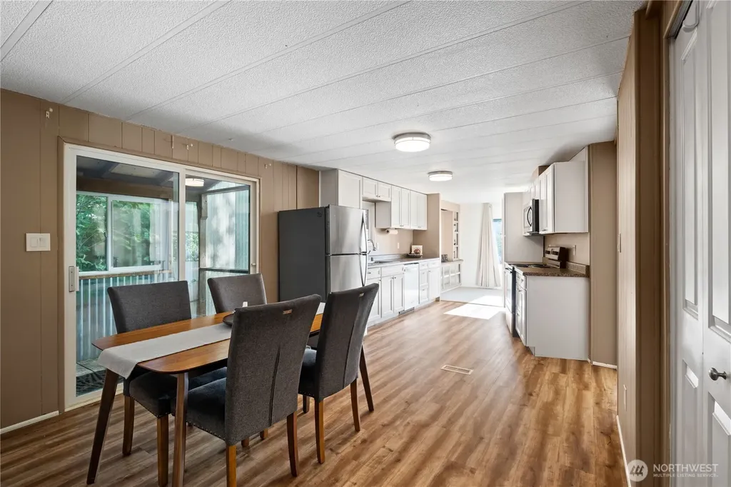 1254 4th Street Blaine WA 98230