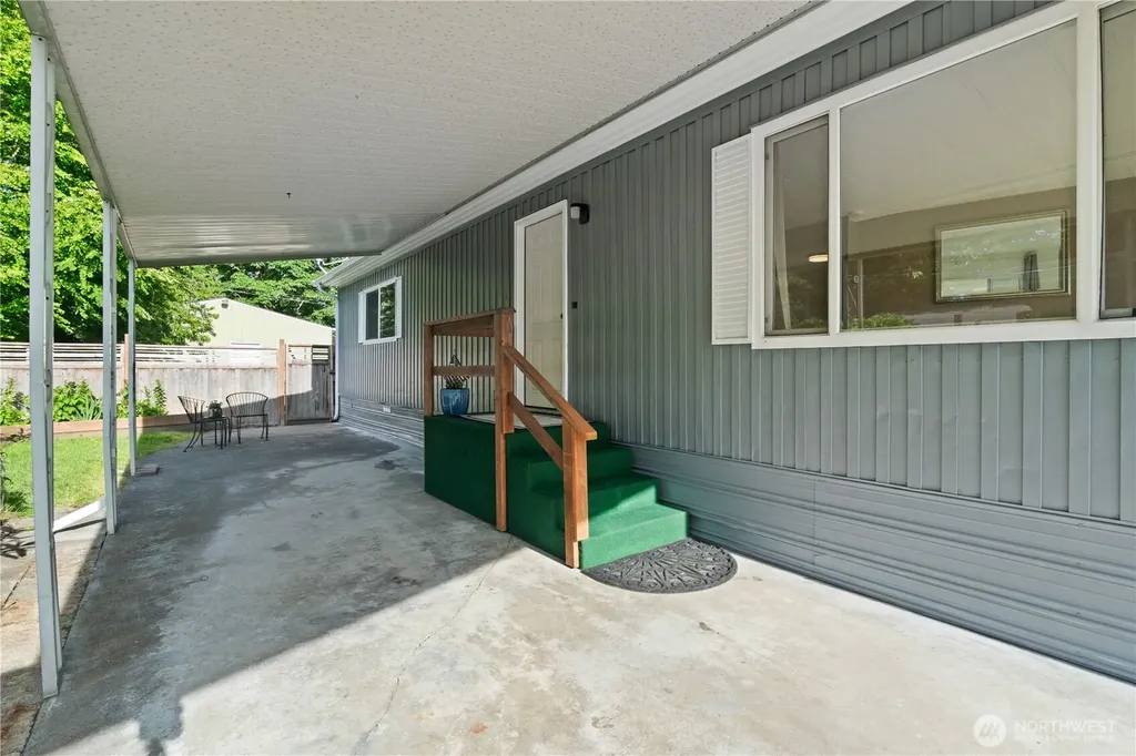 1254 4th Street Blaine WA 98230