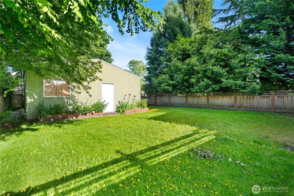 1254 4th Street Blaine WA 98230