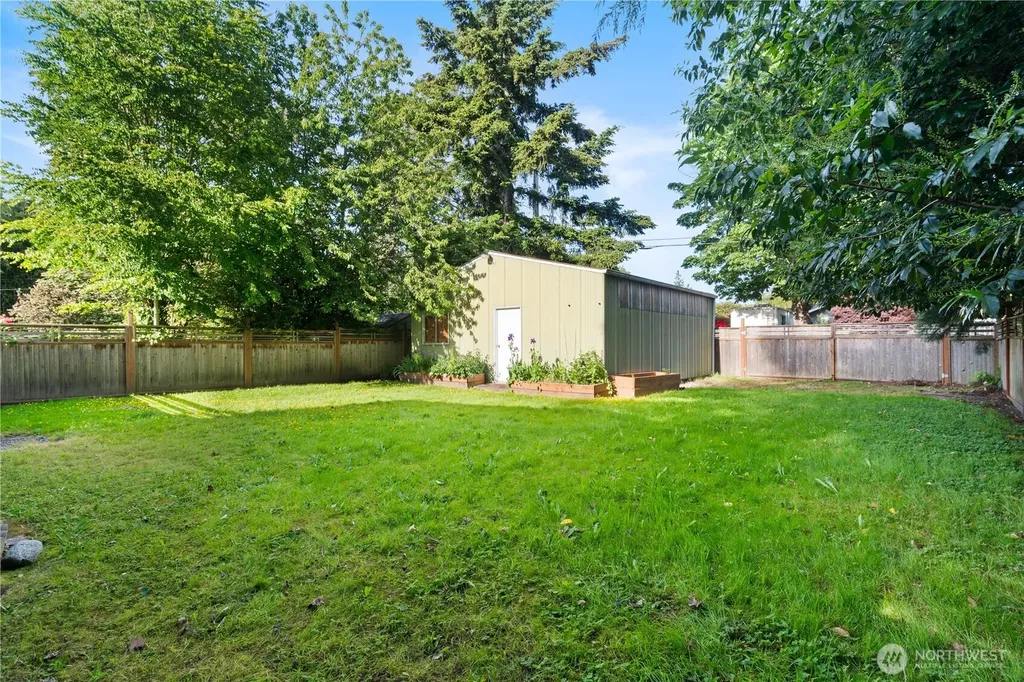1254 4th Street Blaine WA 98230