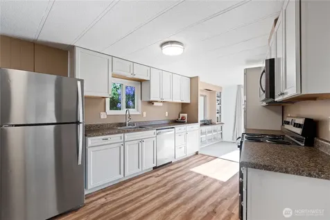 1254 4th Street Blaine WA 98230