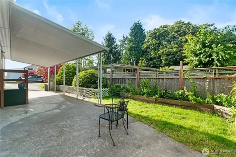 1254 4th Street Blaine WA 98230