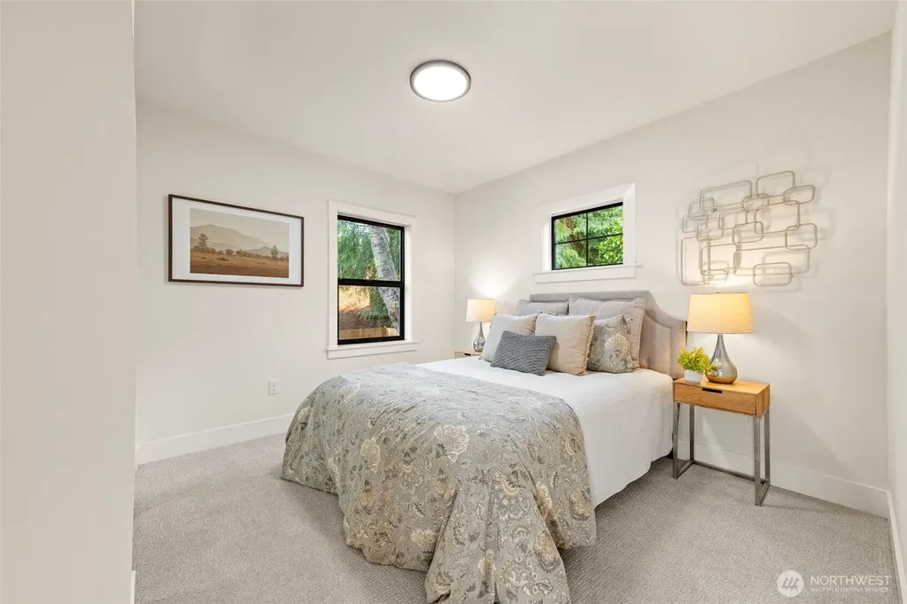 1013 NW 80th Street Seattle WA 98117